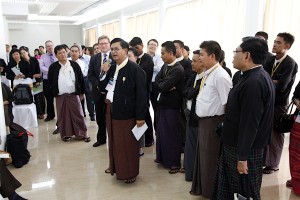 Participation of the delegates in the session "A debate on whether student pro bono should be mandatory."